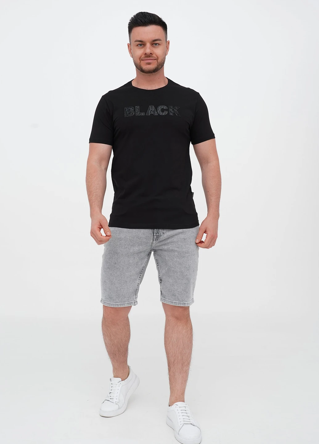 Черная футболка Trend Collection