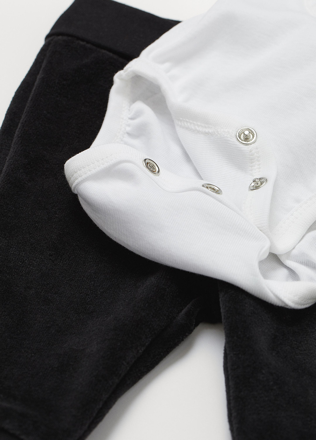 Комбінований демісезонний комплект (боді, брюки) H&M