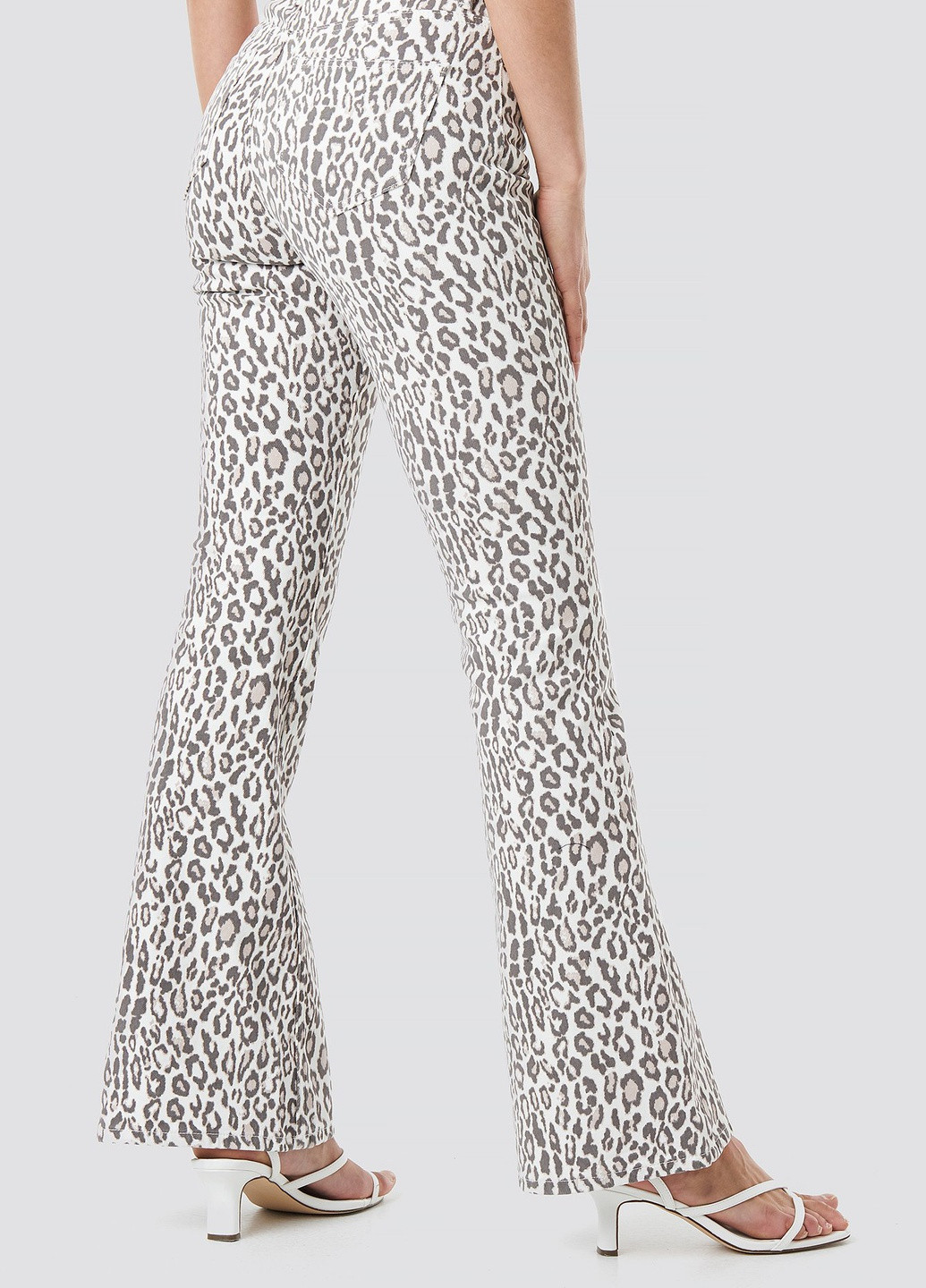 Джинси NA-KD кльош леопардові комбіновані джинсові бавовна