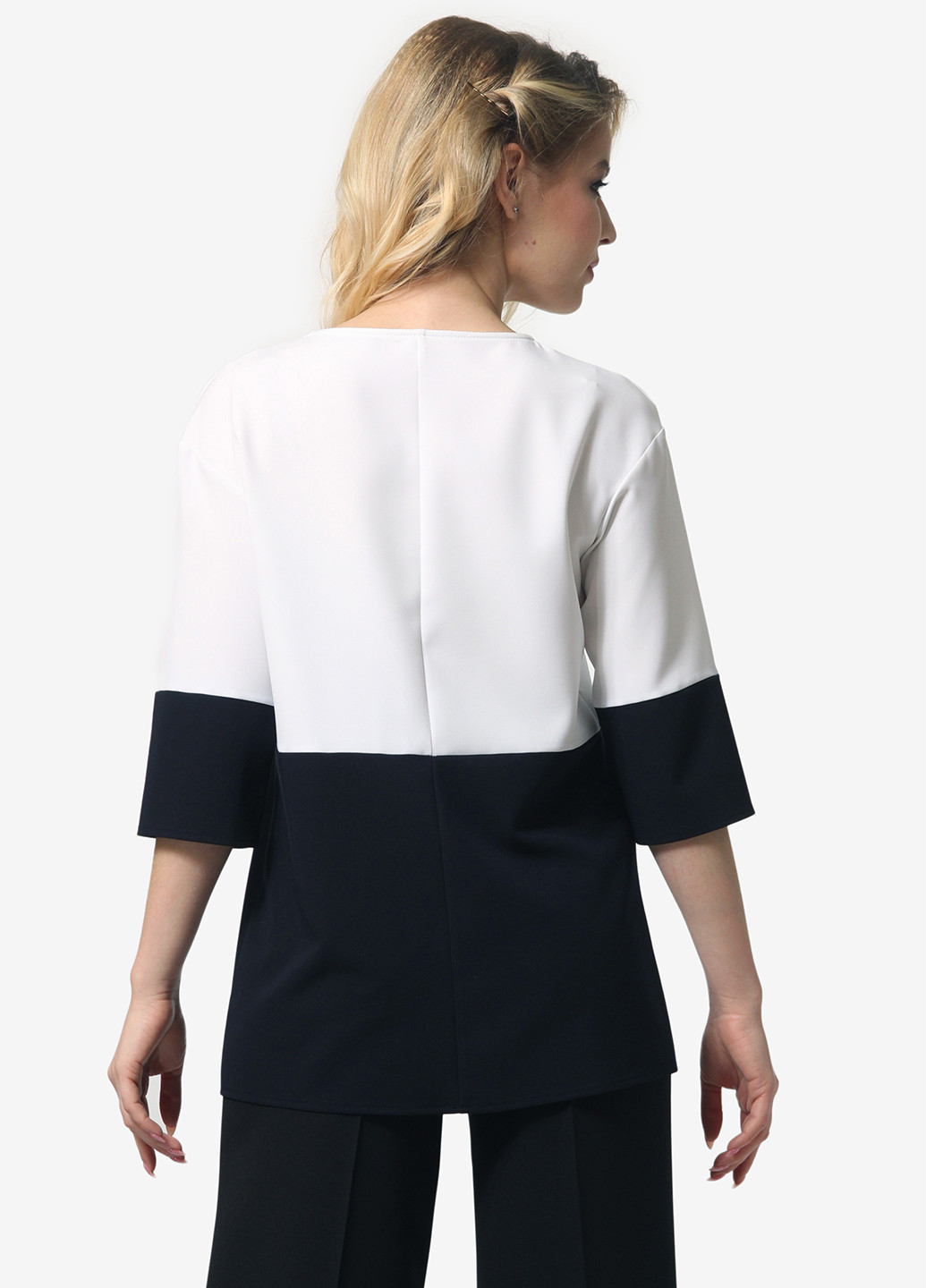 Черно-белая демисезонная блуза Lila Kass