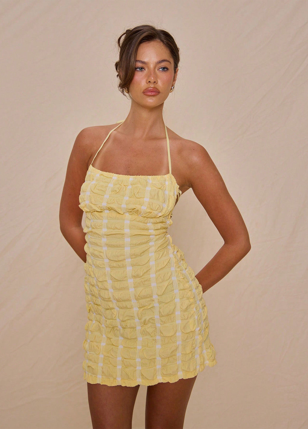 Жовтий пляжна, кежуал сукня з відкритою спиною SHEIN в смужку