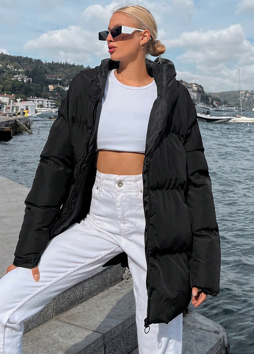 Чорна зимня куртка SHEIN