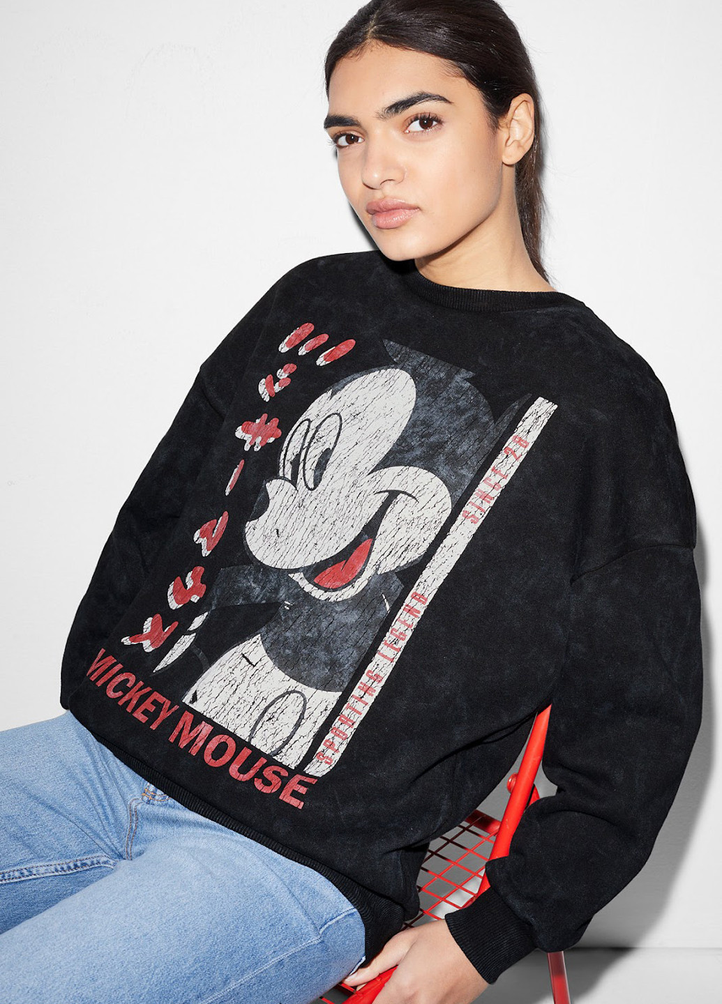 Чорний світшот C&A персонажі без декору (323066106)