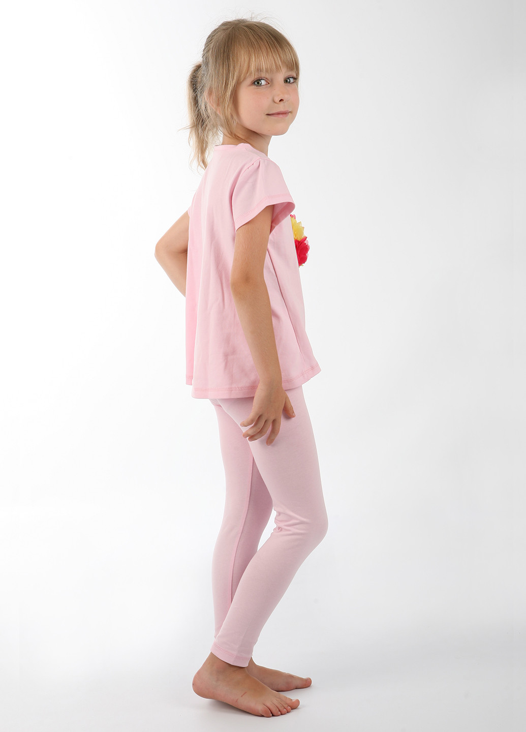 Розовый комплект(футболка,лосины) Klimani
