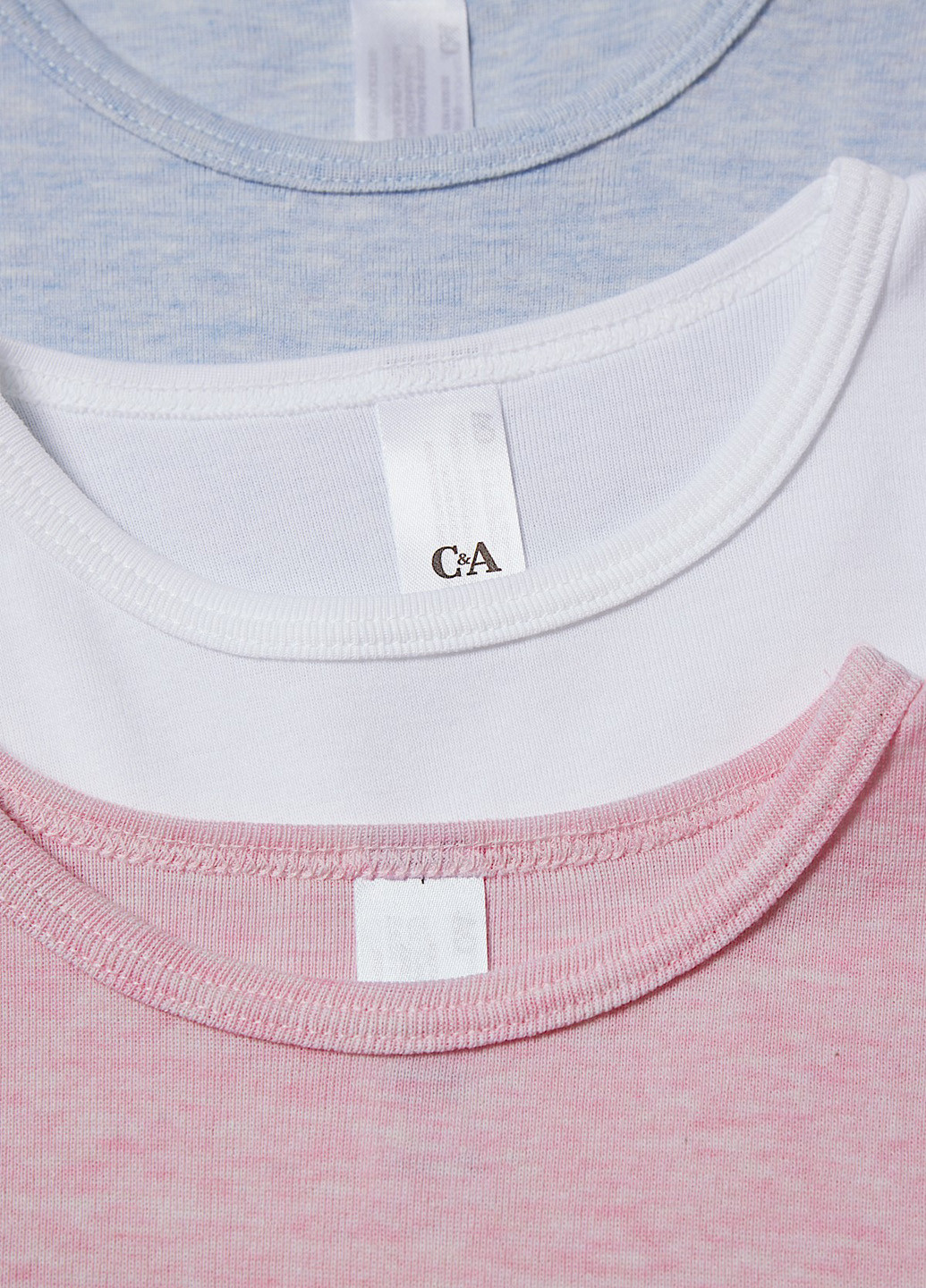 Комбинированная летняя футболка (3 шт.) C&A