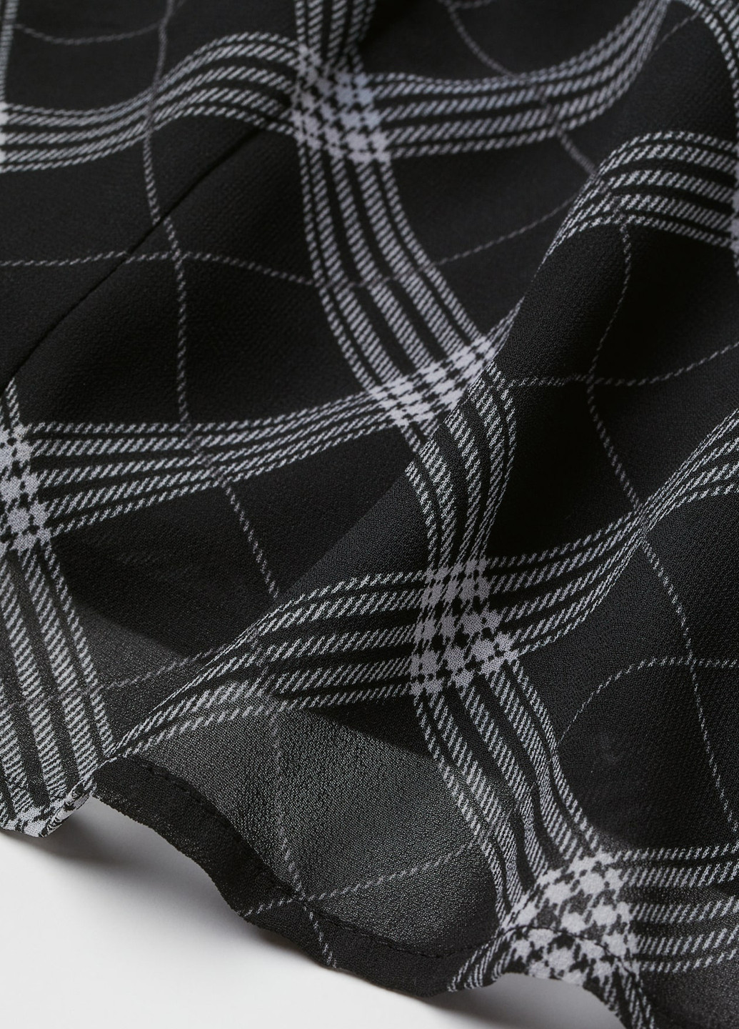 Черно-белое кэжуал платье рубашка H&M в клетку