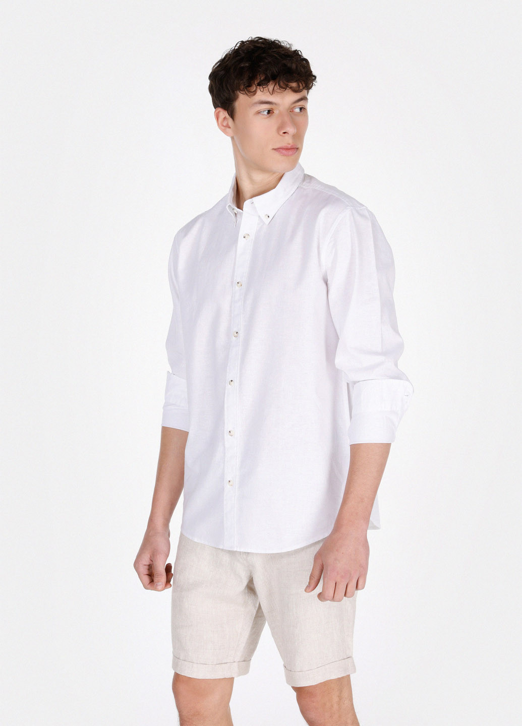 Белая кэжуал рубашка однотонная Colin's