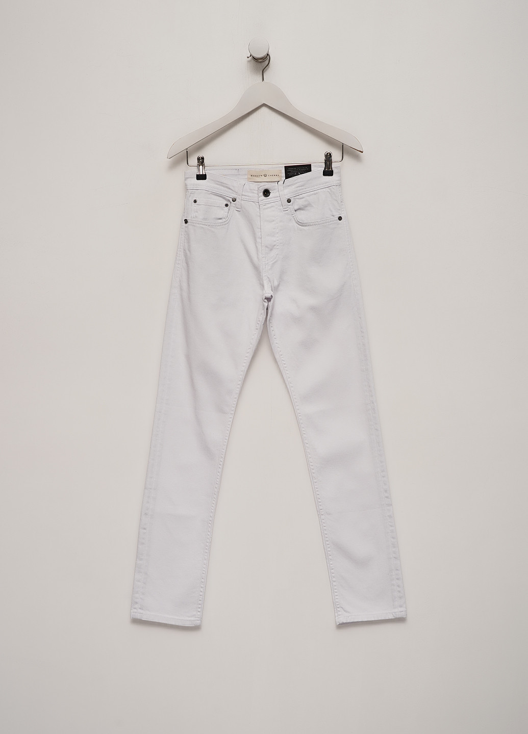 Белые демисезонные зауженные джинсы Benson & Cherry