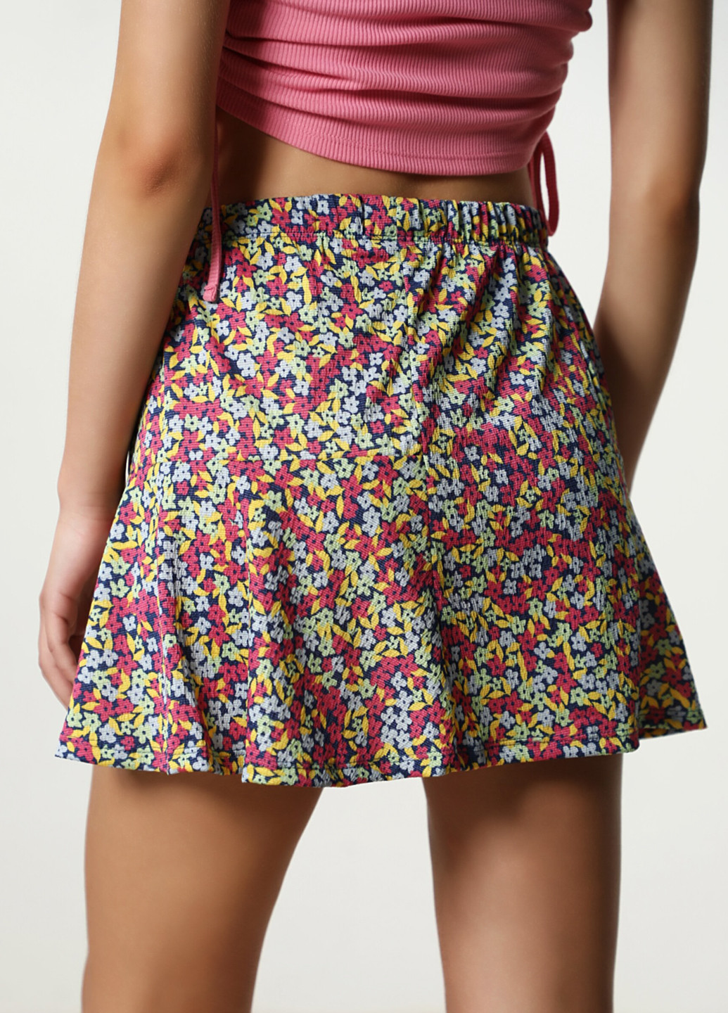 Розовая кэжуал цветочной расцветки юбка Lefties клешированная