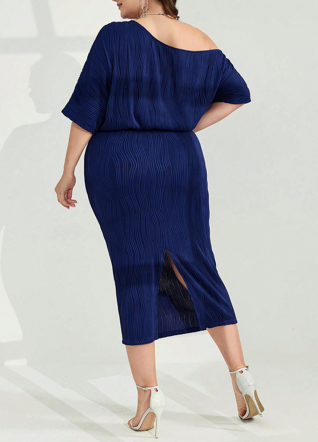 Темно-синее коктейльное платье футляр SHEIN однотонное