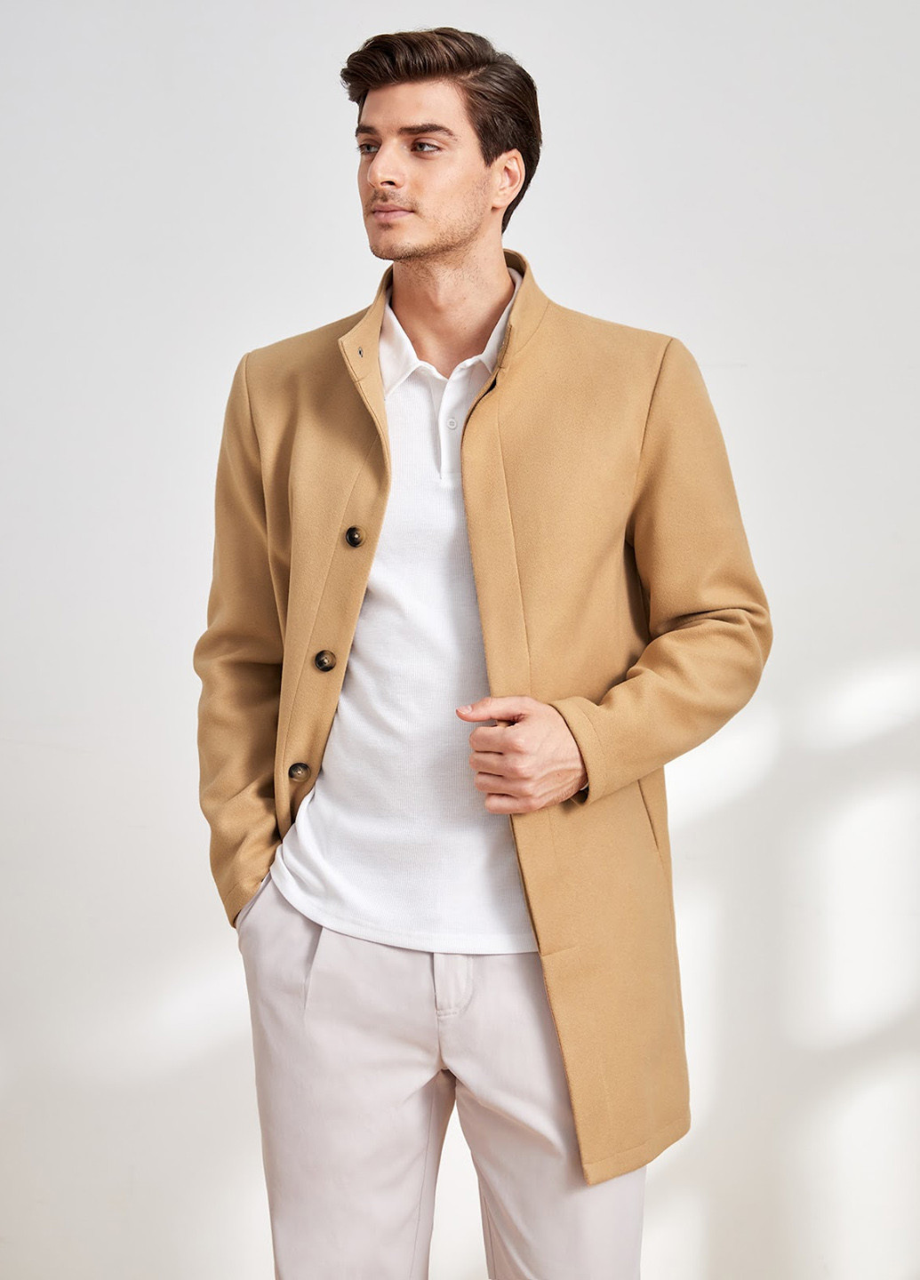 Бежевое демисезонное Пальто однобортное SHEIN