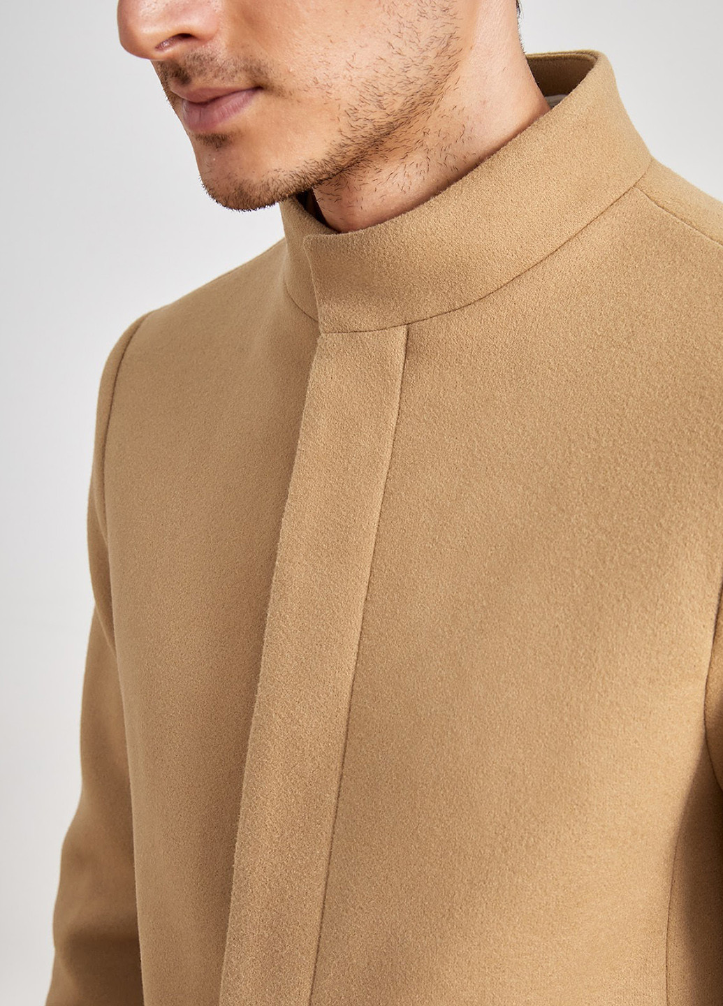 Бежевое демисезонное Пальто однобортное SHEIN