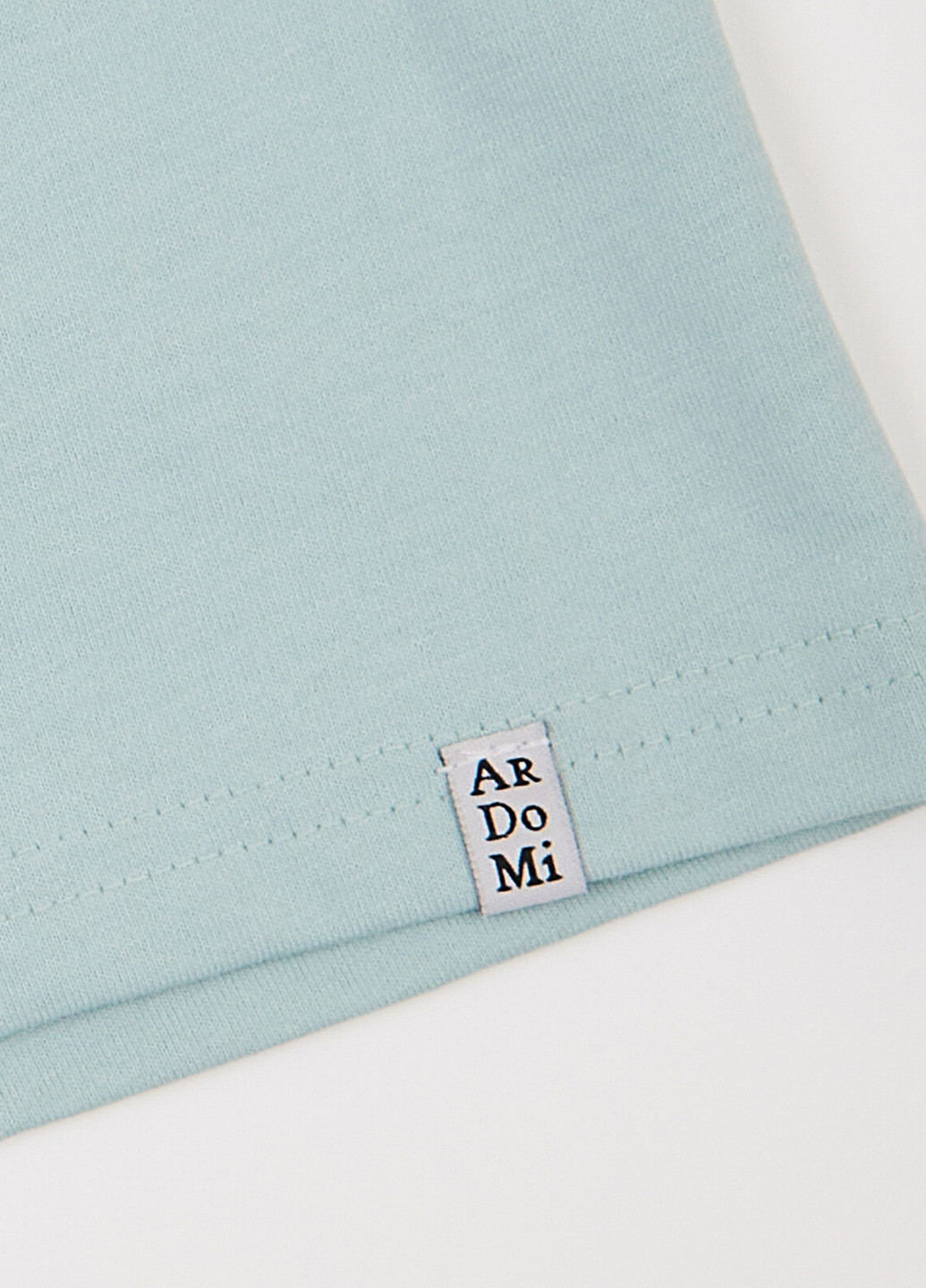 Світло-блакитна літня футболка ArDoMi