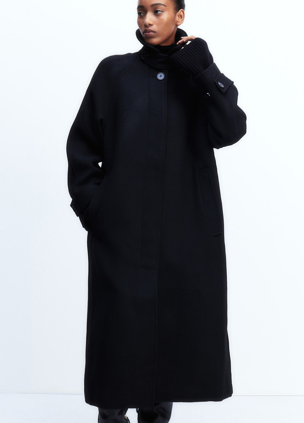 Чорне демісезонне Пальто однобортне H&M