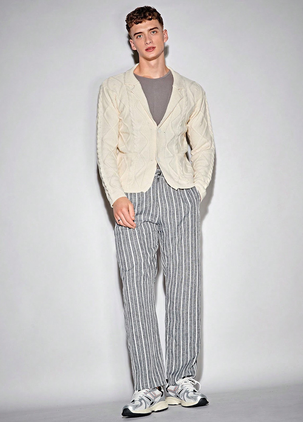 Молочный демисезонный кардиган SHEIN