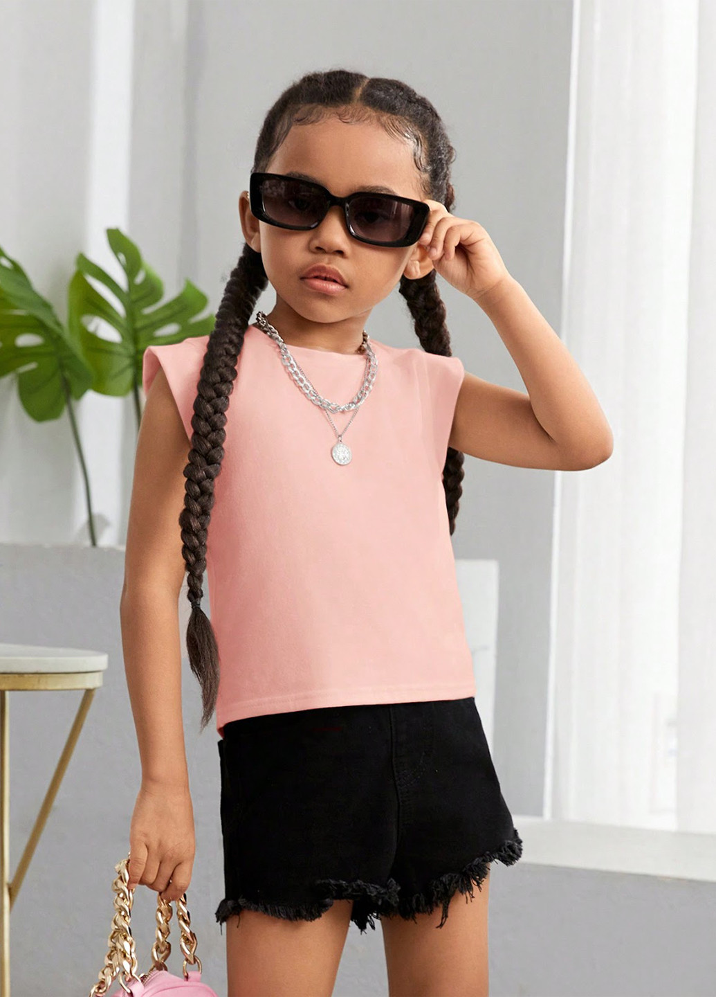 Светло-розовая летняя футболка SHEIN