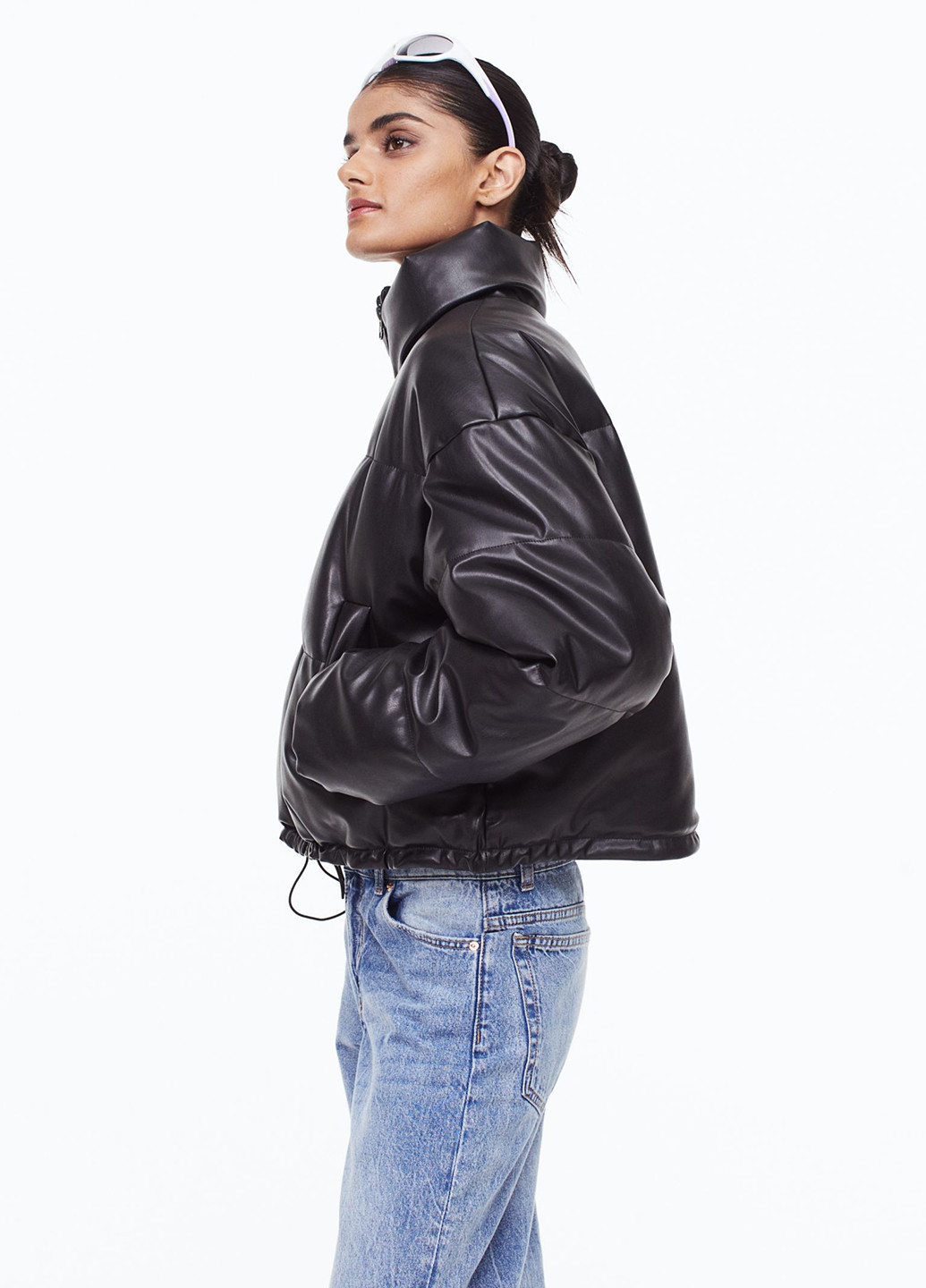 Черная демисезонная куртка зі штучної шкіри H&M