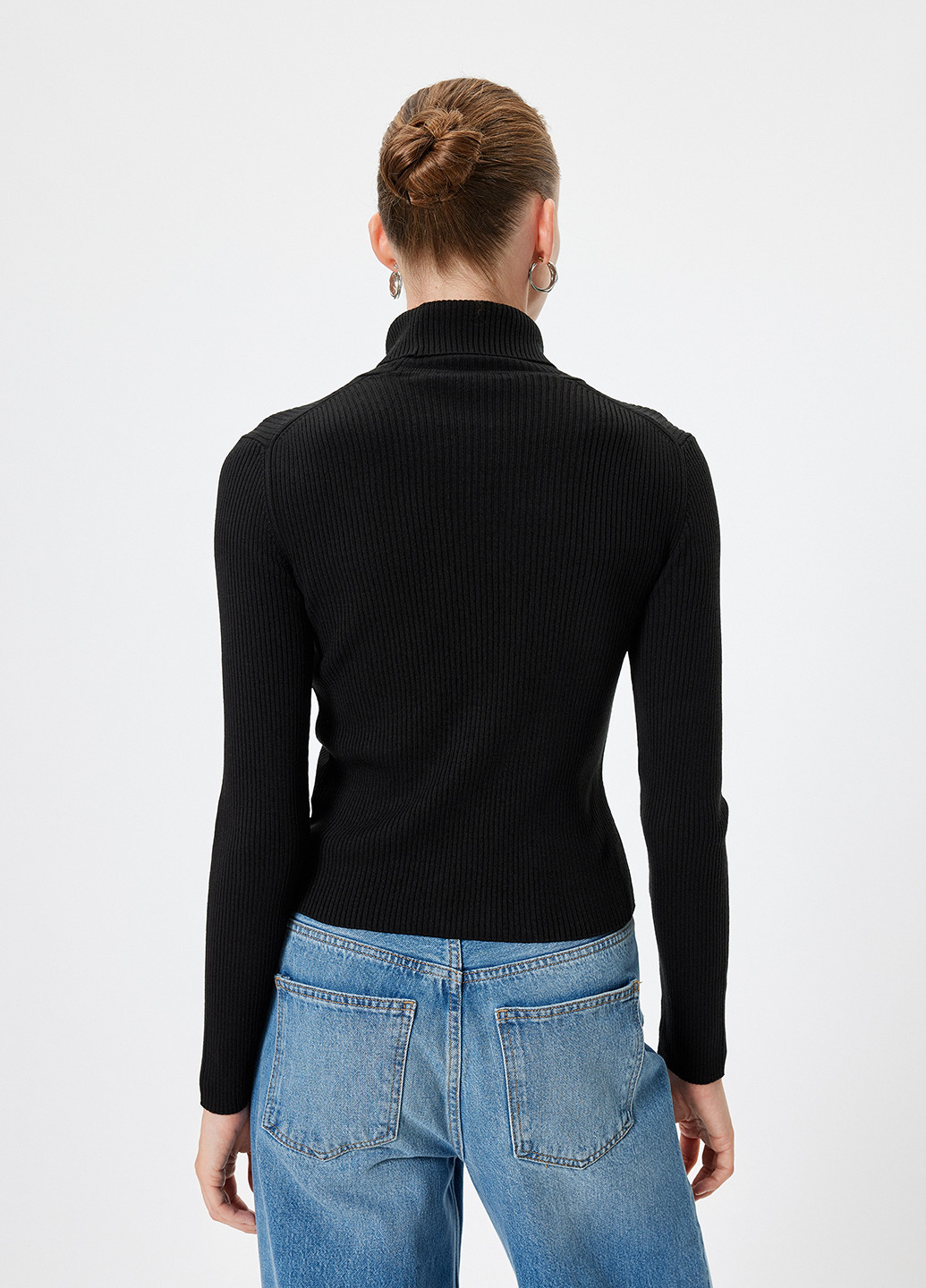 Черный демисезонный свитер KOTON