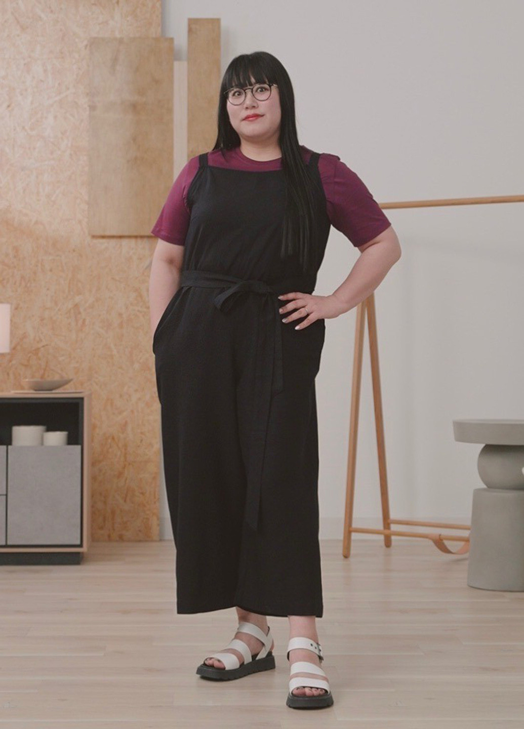 Комбинезон Uniqlo комбинезон-брюки однотонный чёрный кэжуал лен, вискоза