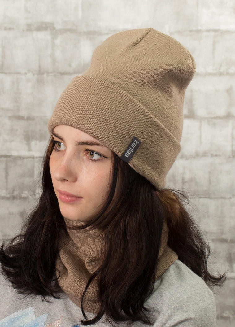 В'язана шапка зі снудом Канта (239342700)