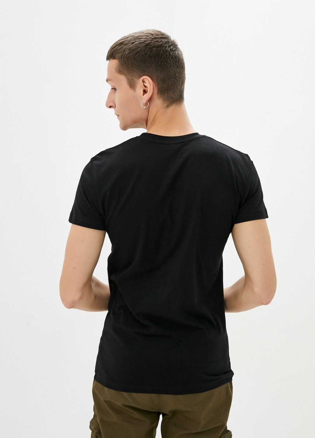 Чорна футболка чорний xxl (2000904395637) Redpolo