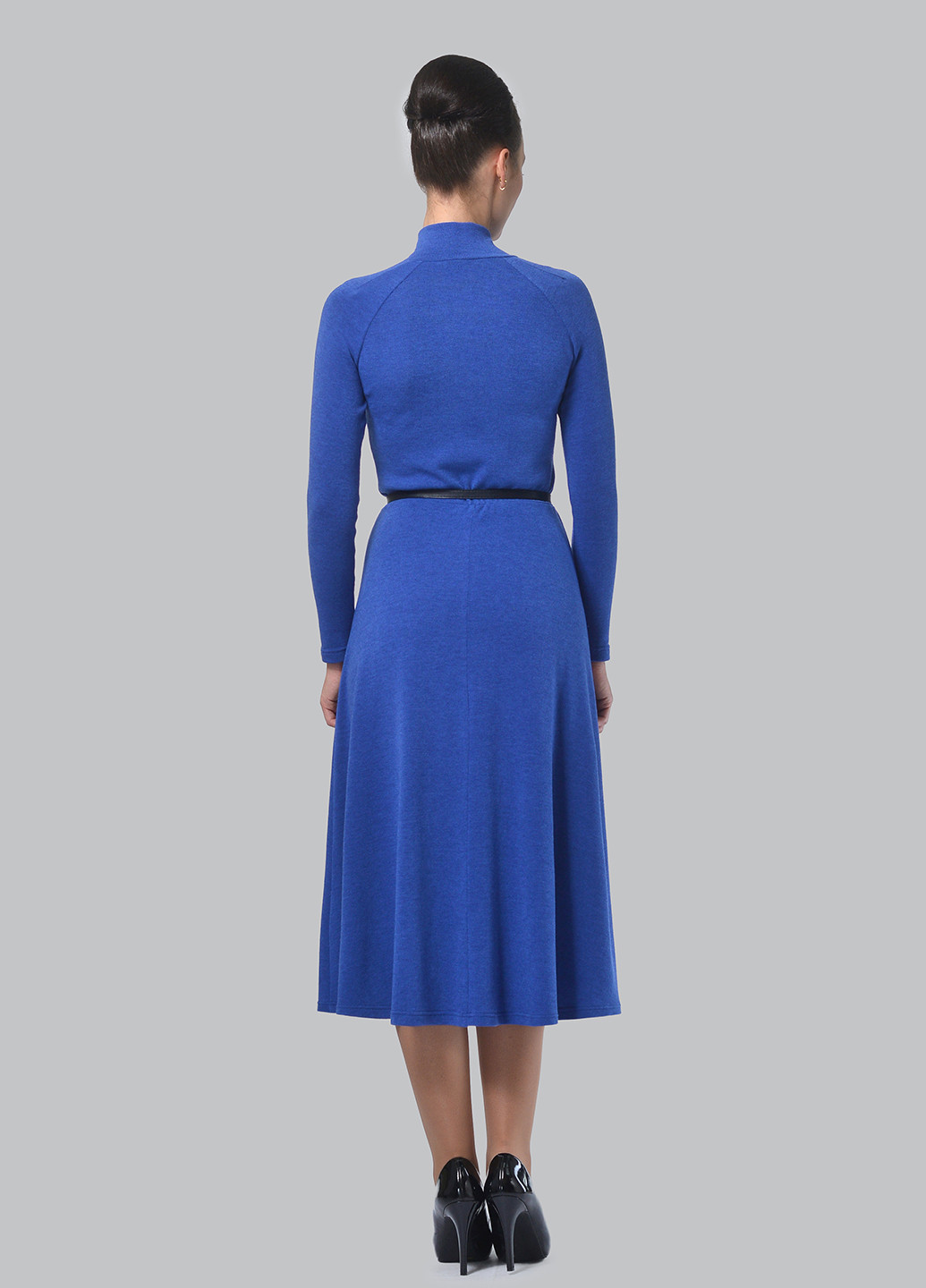 Синее кэжуал платье платье-водолазка Alika Kruss однотонное
