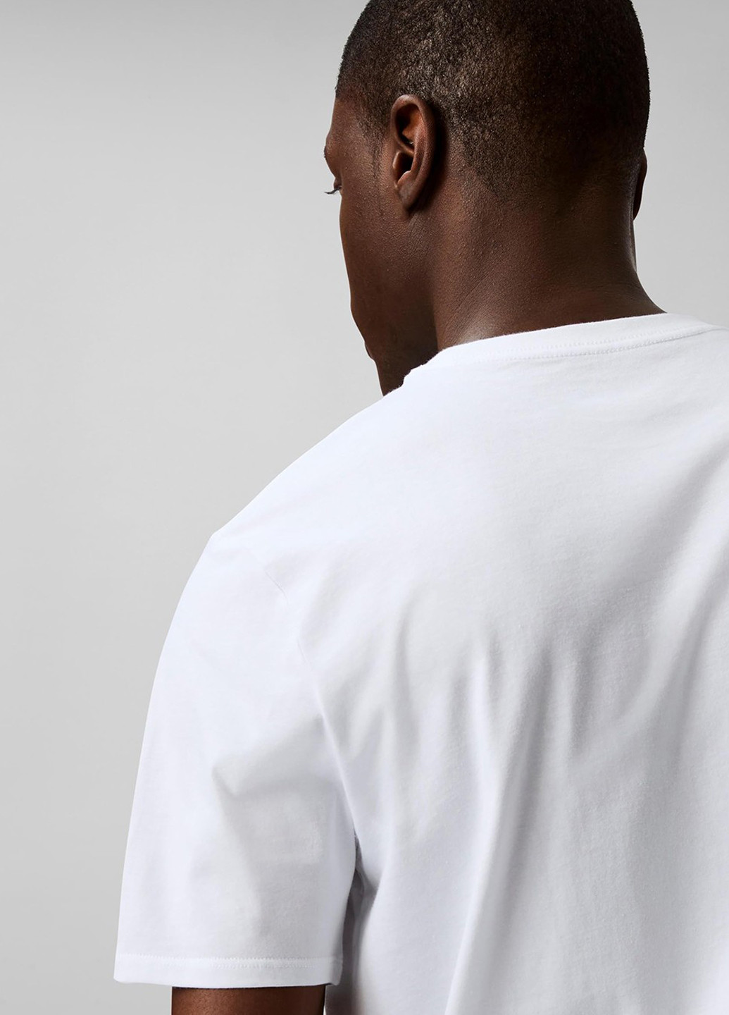 Белая футболка Calvin Klein