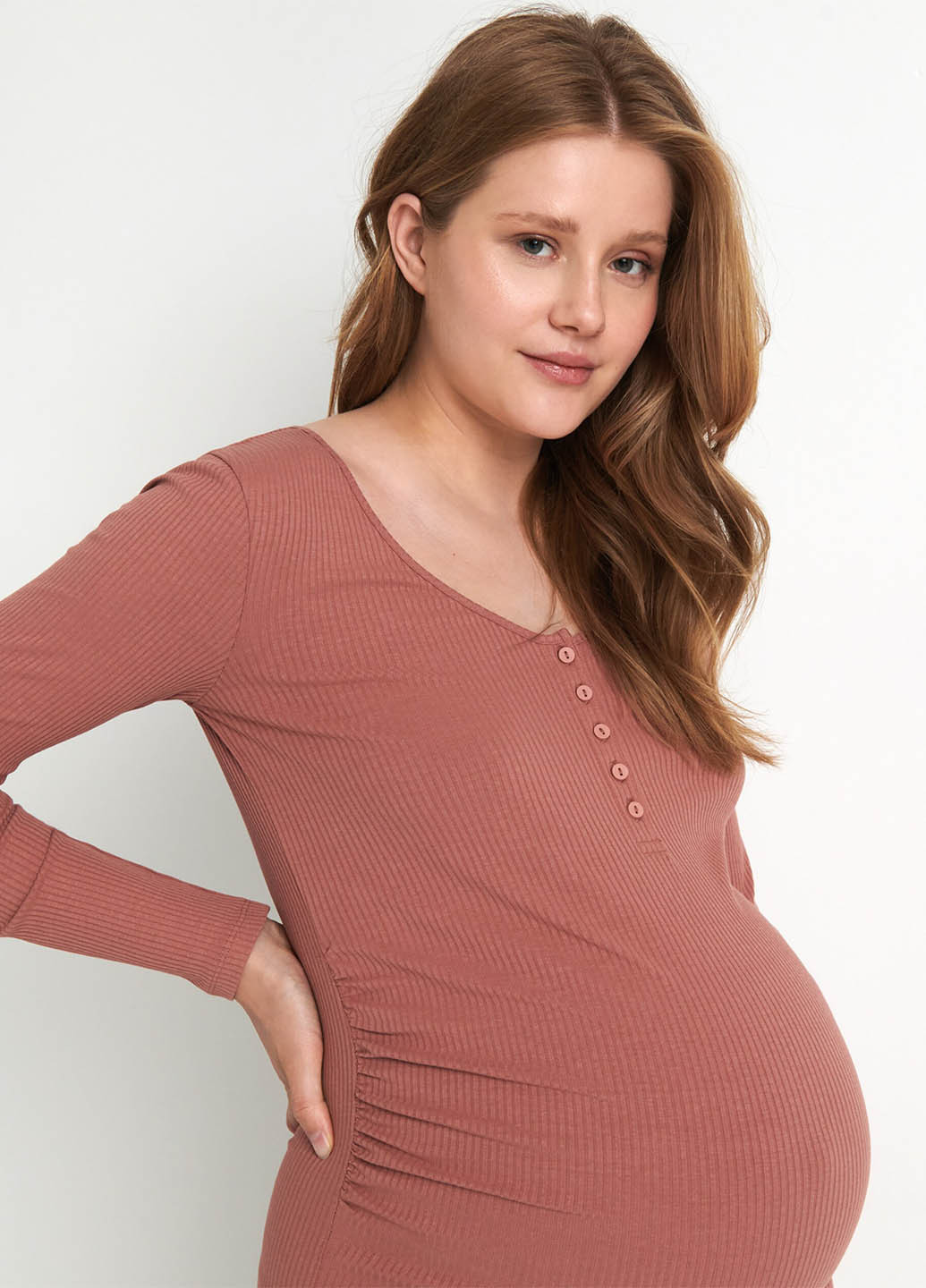 Розово-коричневое кэжуал платье для беременных футляр Sinsay однотонное
