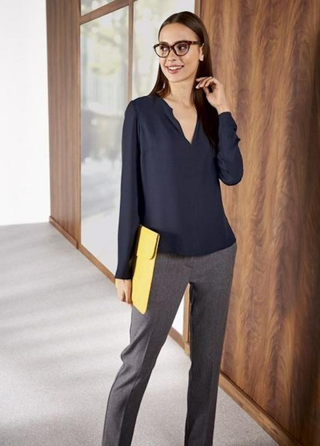 Темно-синя блуза Esmara