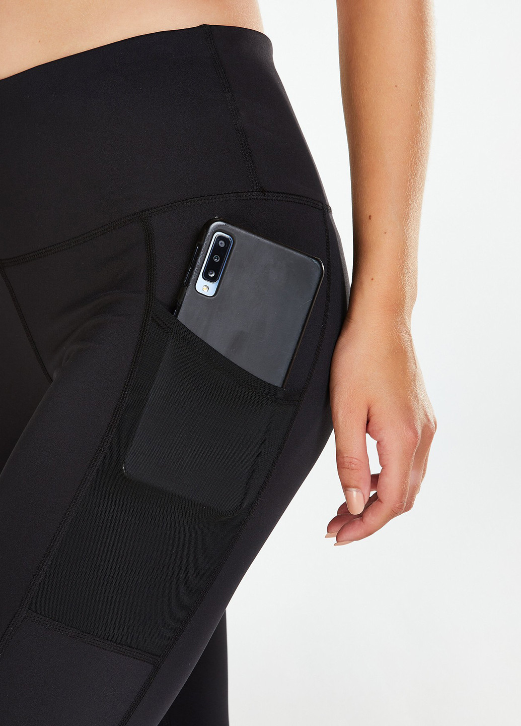 Черные демисезонные леггинсы Hunkemoller