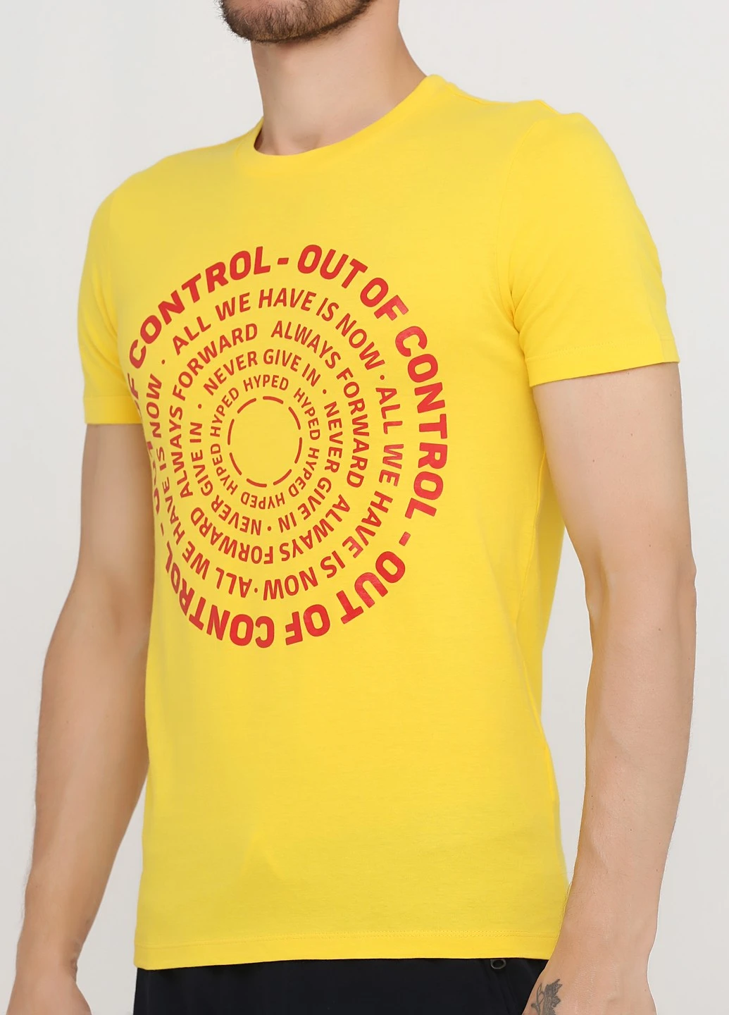 Жовта футболка C&A
