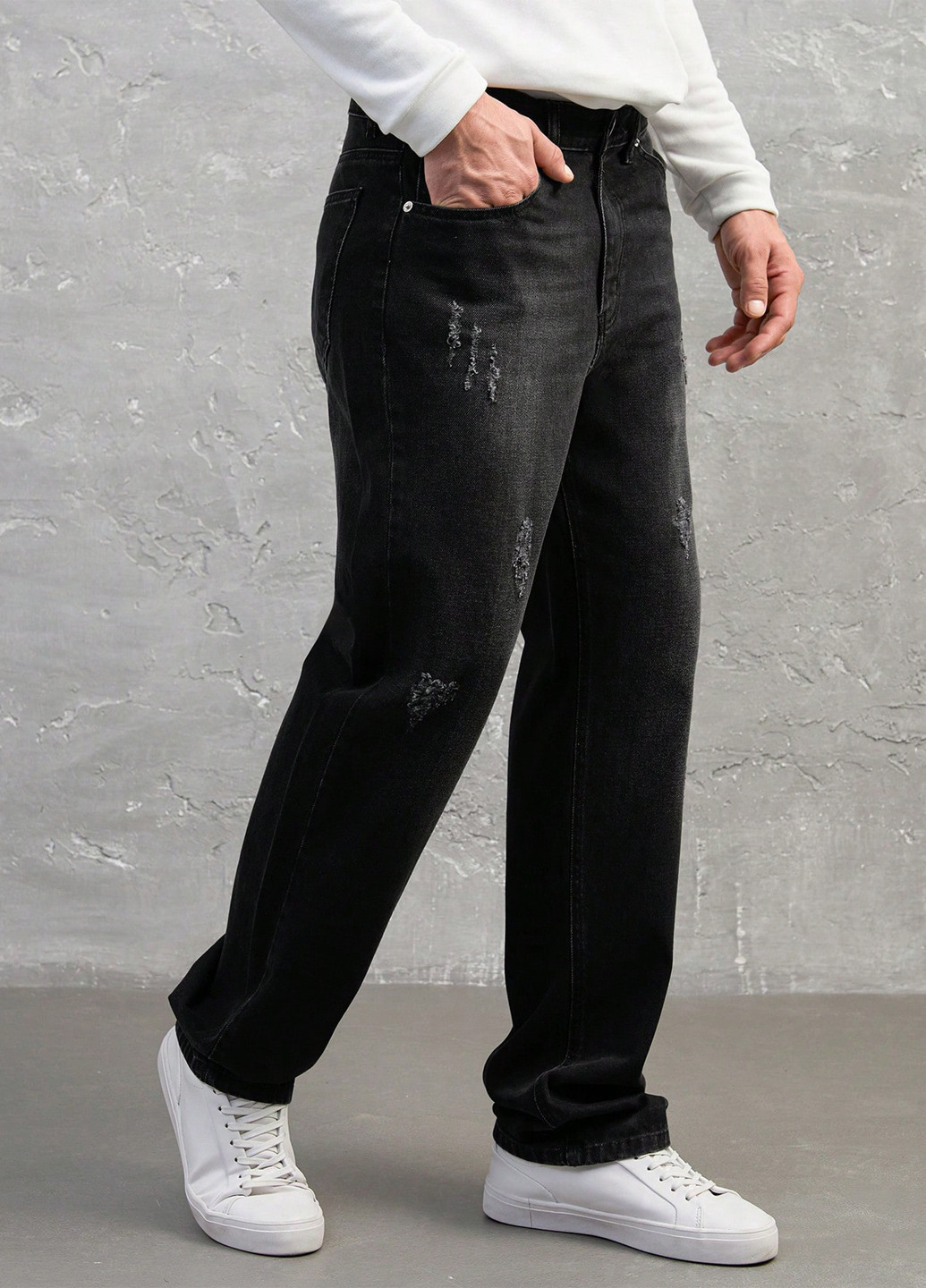 Черные демисезонные прямые джинсы SHEIN