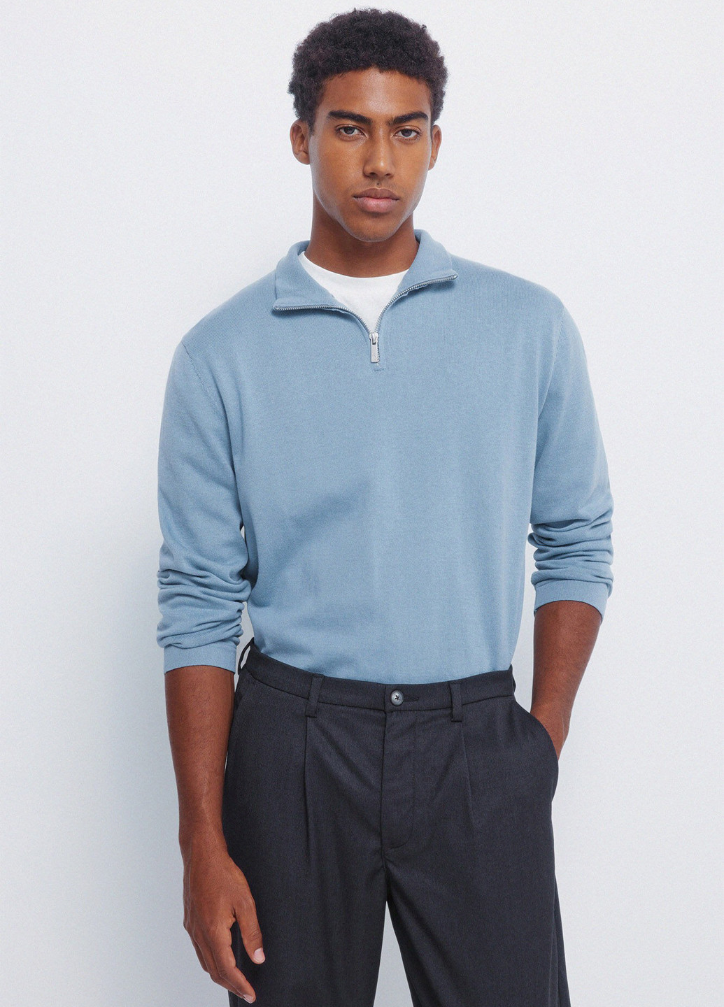 Голубой демисезонный свитер Springfield