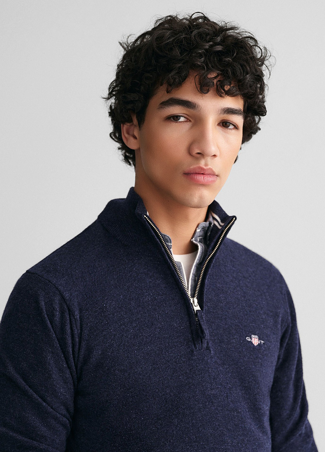 Темно-синий зимний свитер Gant