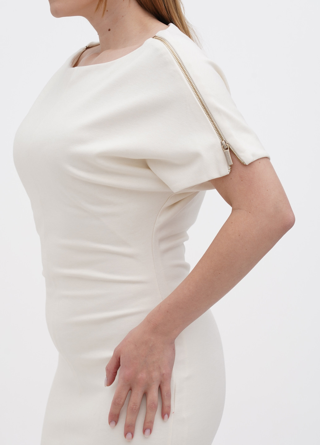 Молочное кэжуал платье Emporio Armani EA7 однотонное