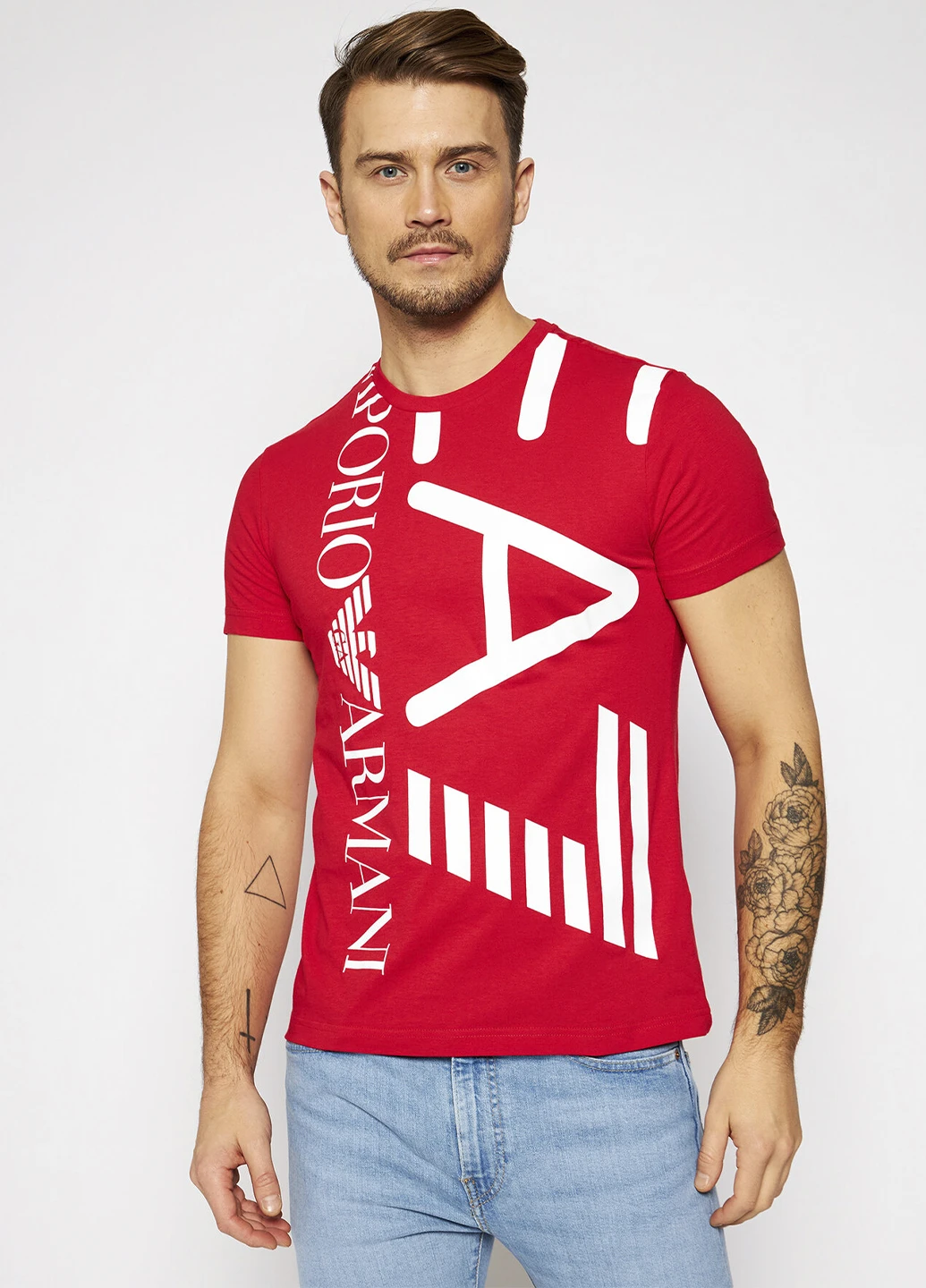 Червона футболка EA7