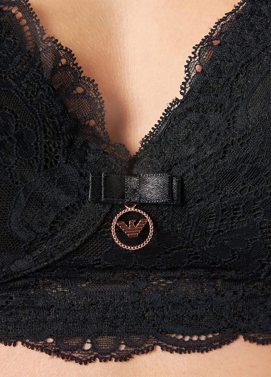 Чёрный топ бюстгальтер Emporio Armani без косточек полиамид