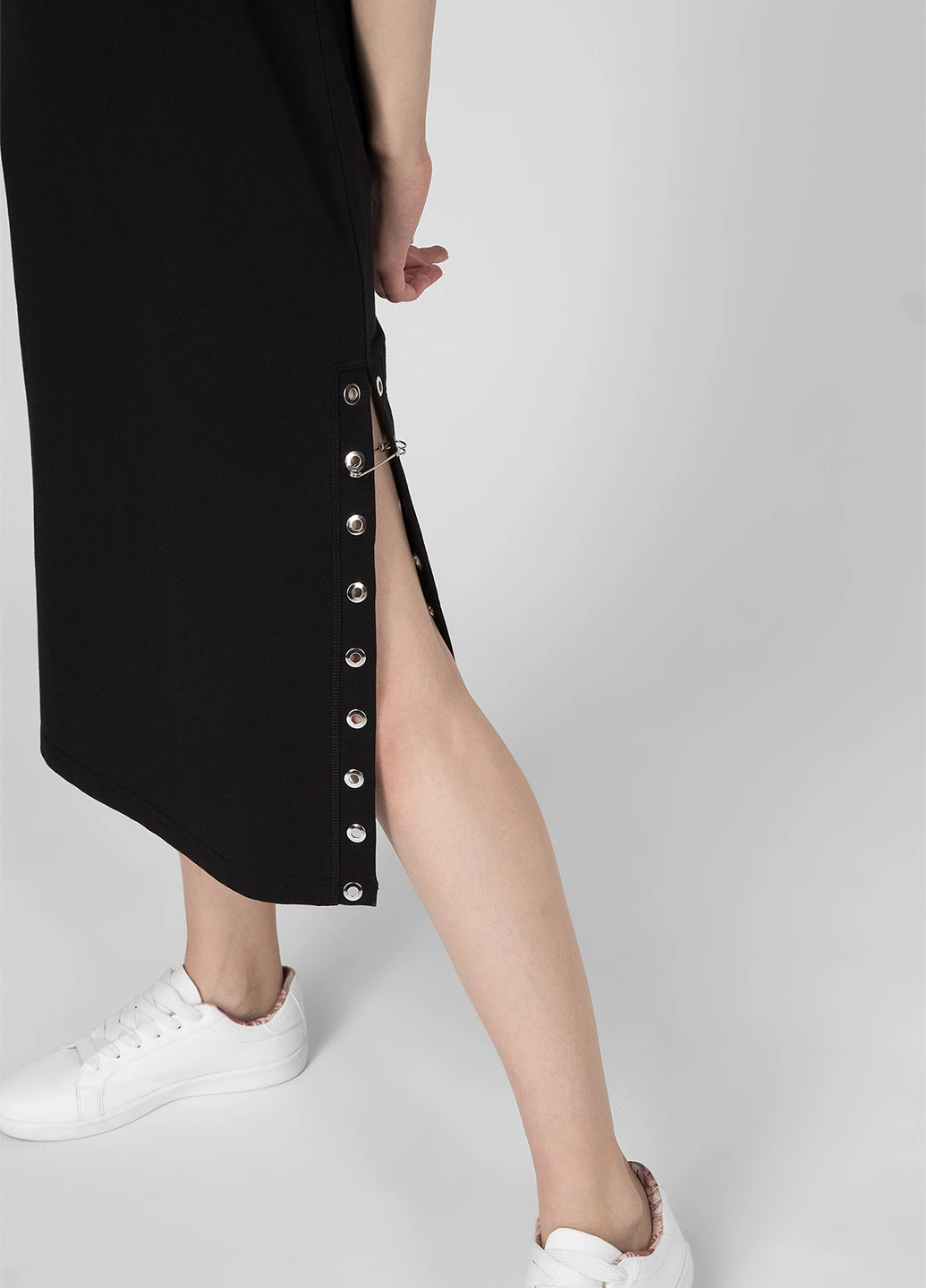 Черное кэжуал платье платье-футболка Preppy с надписью