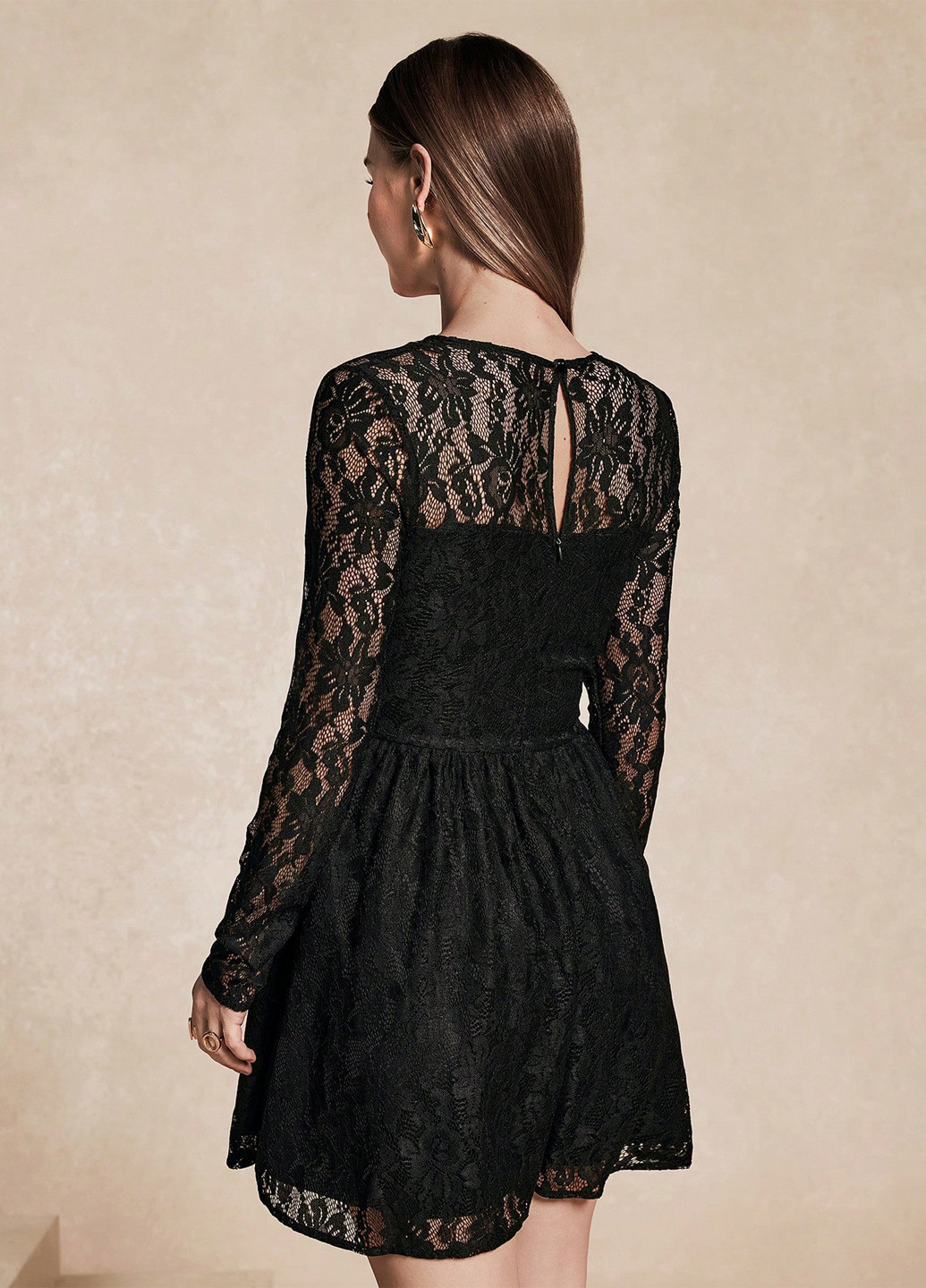 Чорна кежуал сукня кльош SHEIN однотонна