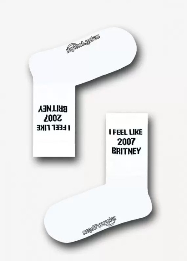 Комбіновані носки neseli i feel like 2007 britney білі LOMM малюнки (251339008)