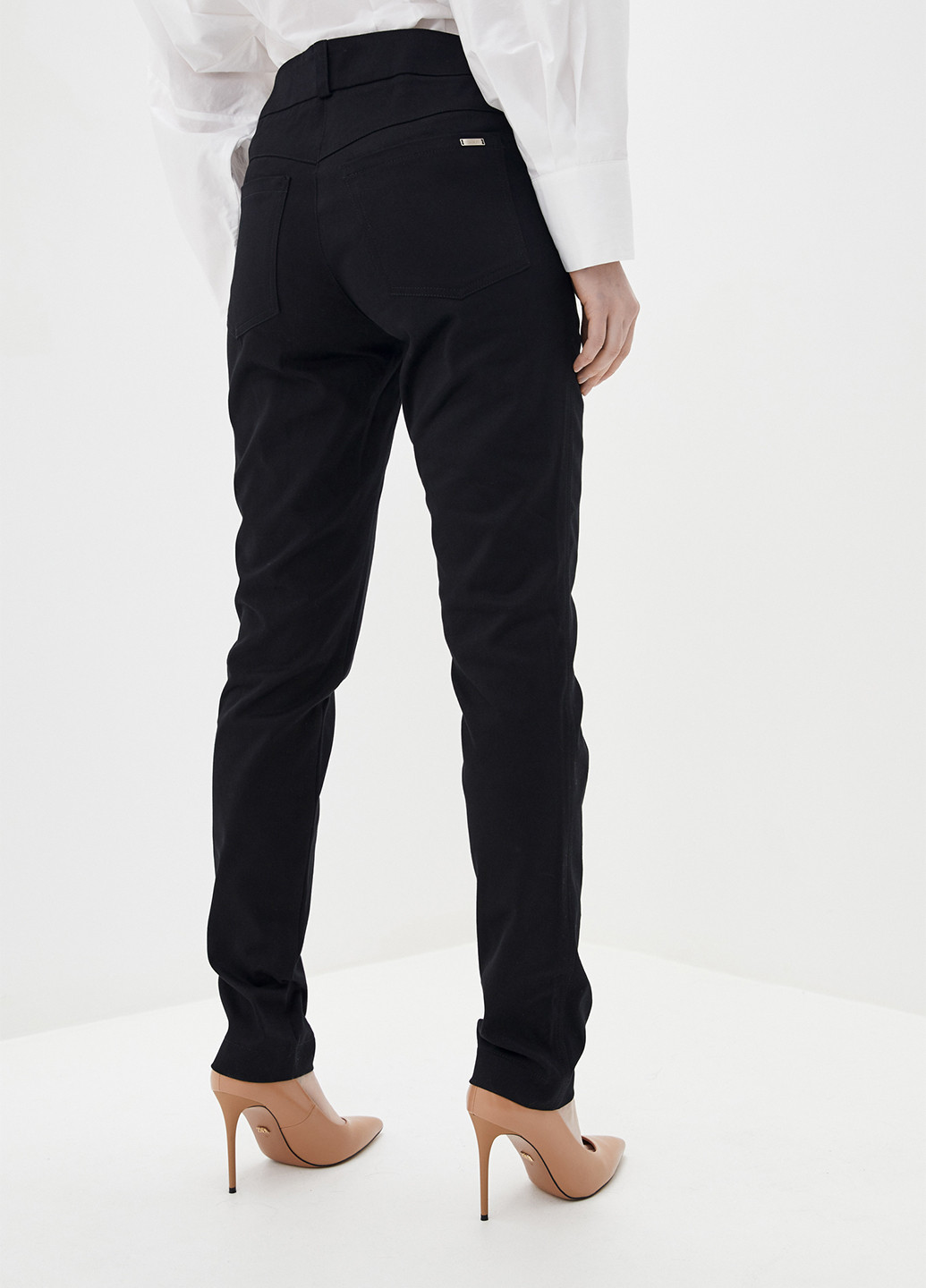 Черные классические демисезонные зауженные брюки Solh