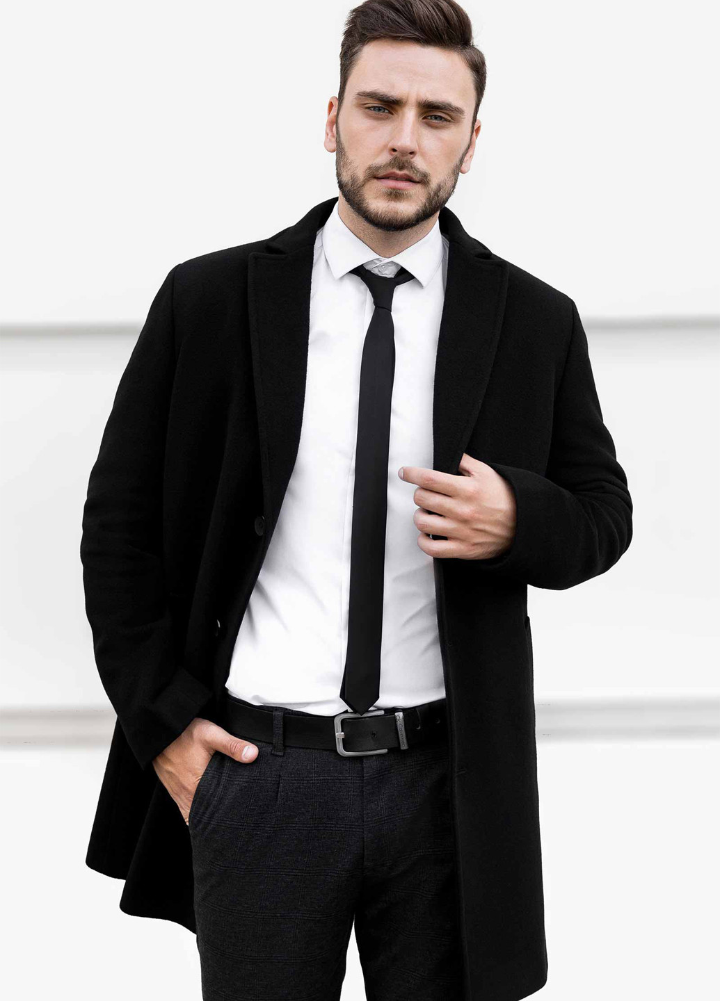 Чорне демісезонне Пальто однобортне Sun's House