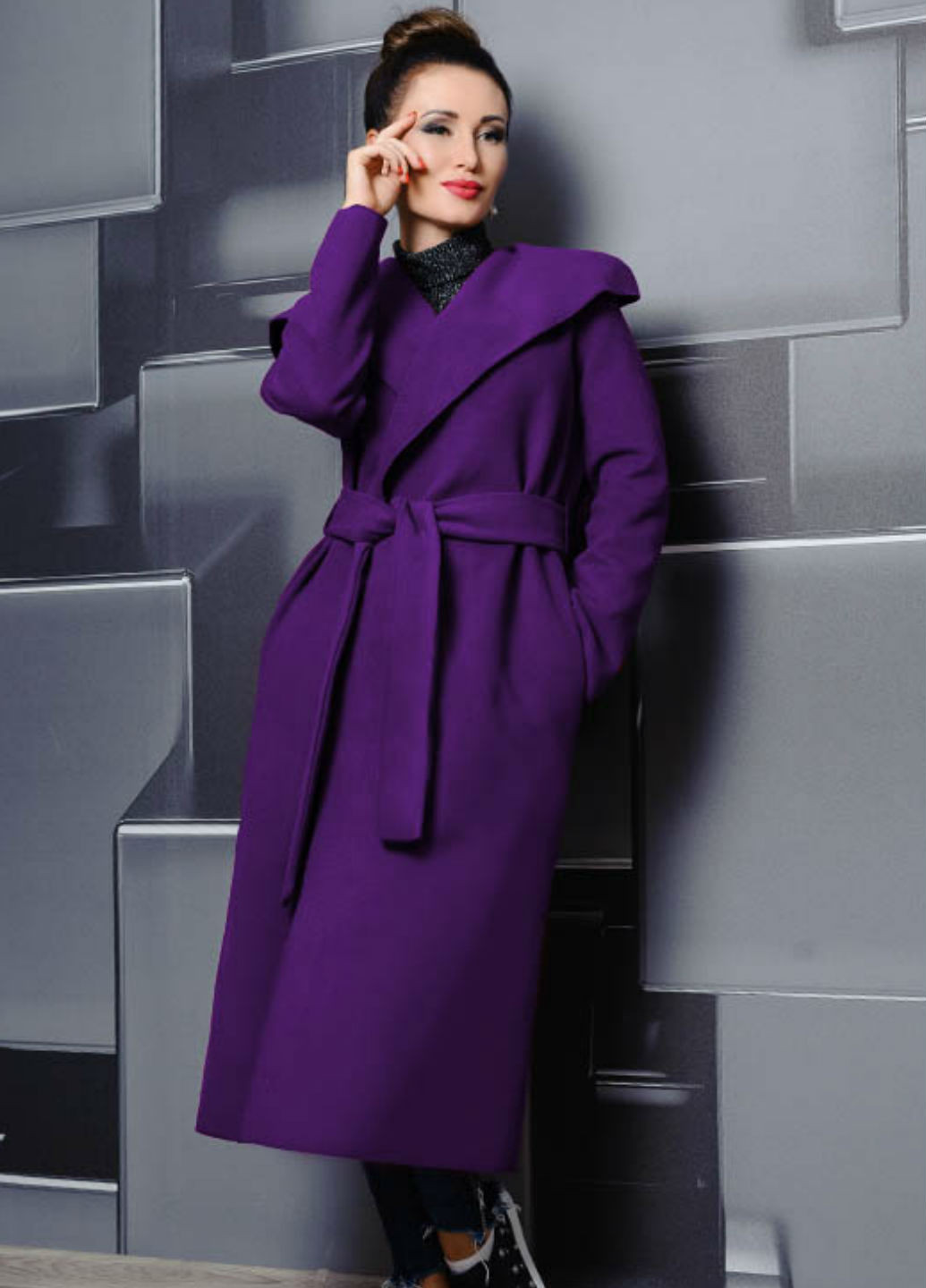 Фиолетовое демисезонное Пальто с капюшоном Мариз Look and Buy Look & Buy