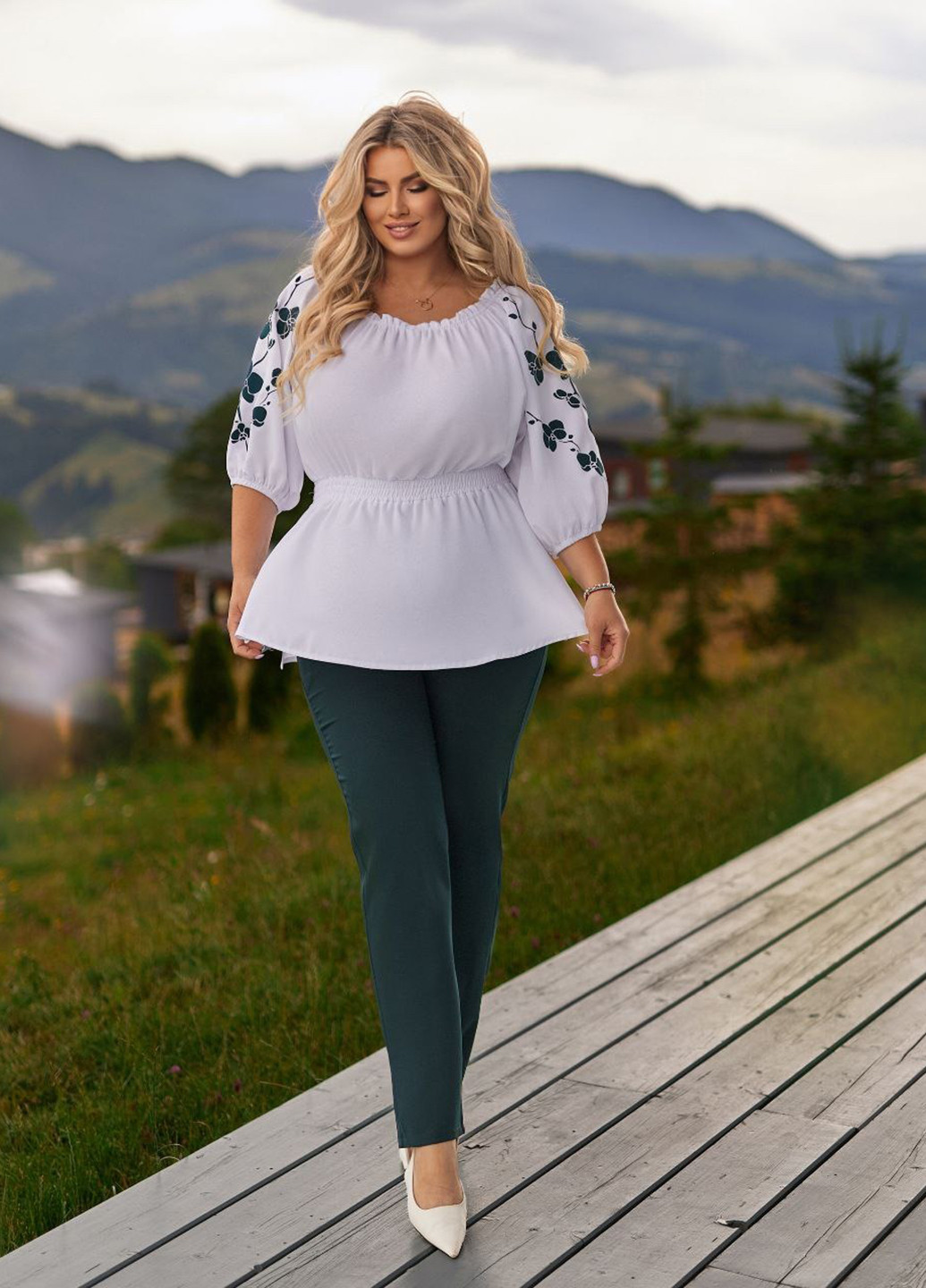 Темно-зеленый демисезонный комплект (блуза, брюки) No Brand