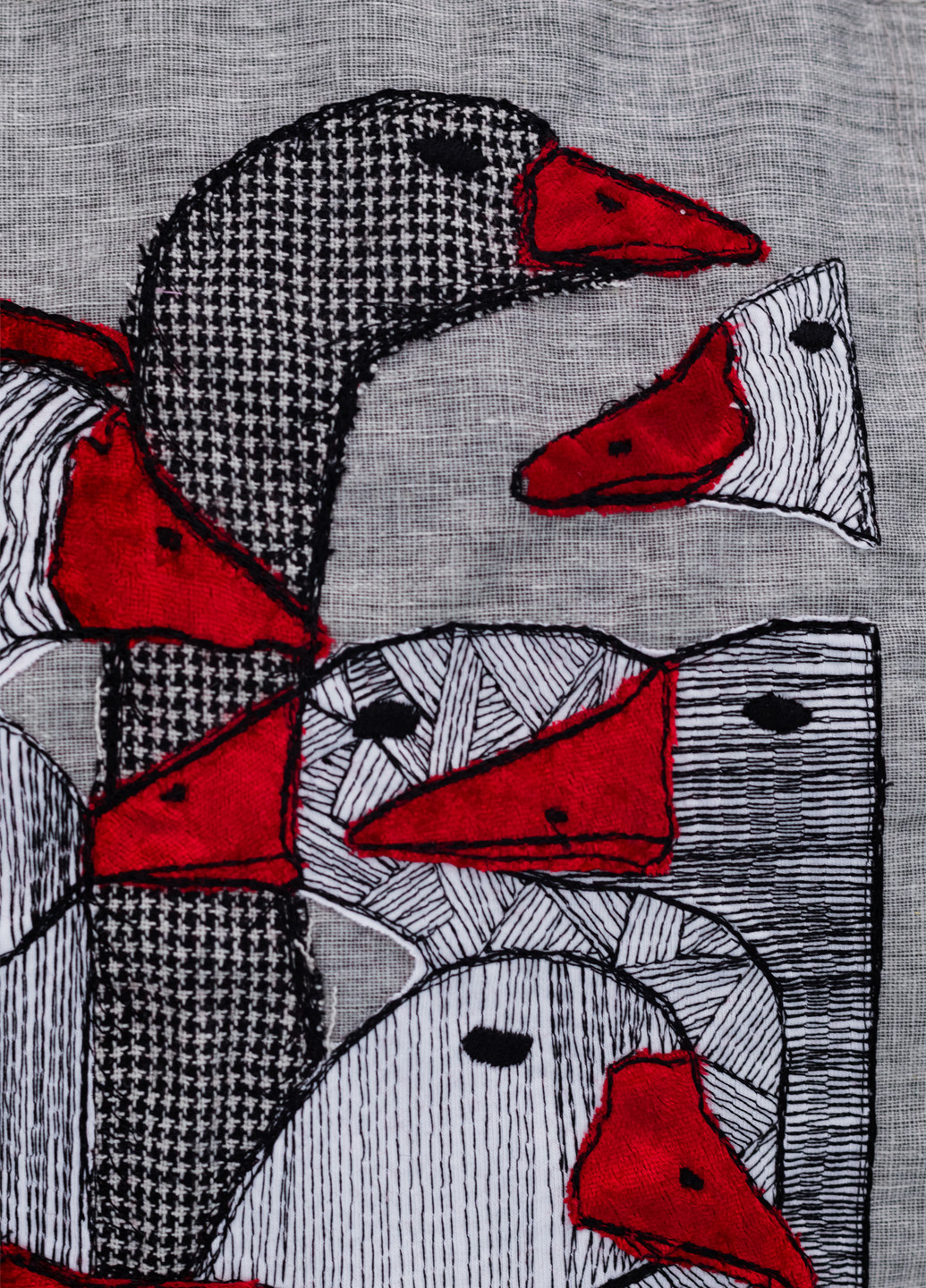 Белый свитшот Nora Kvittin однотонный вышивка, аппликация (301079863)