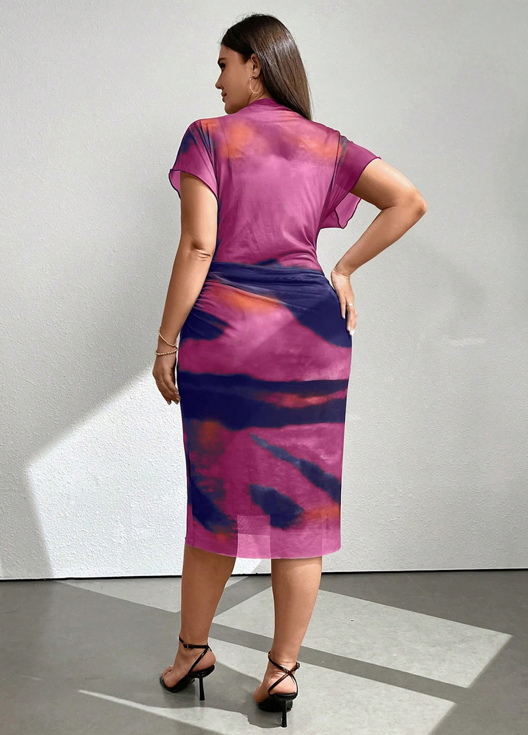 Розово-лиловое кэжуал платье футляр SHEIN с абстрактным узором