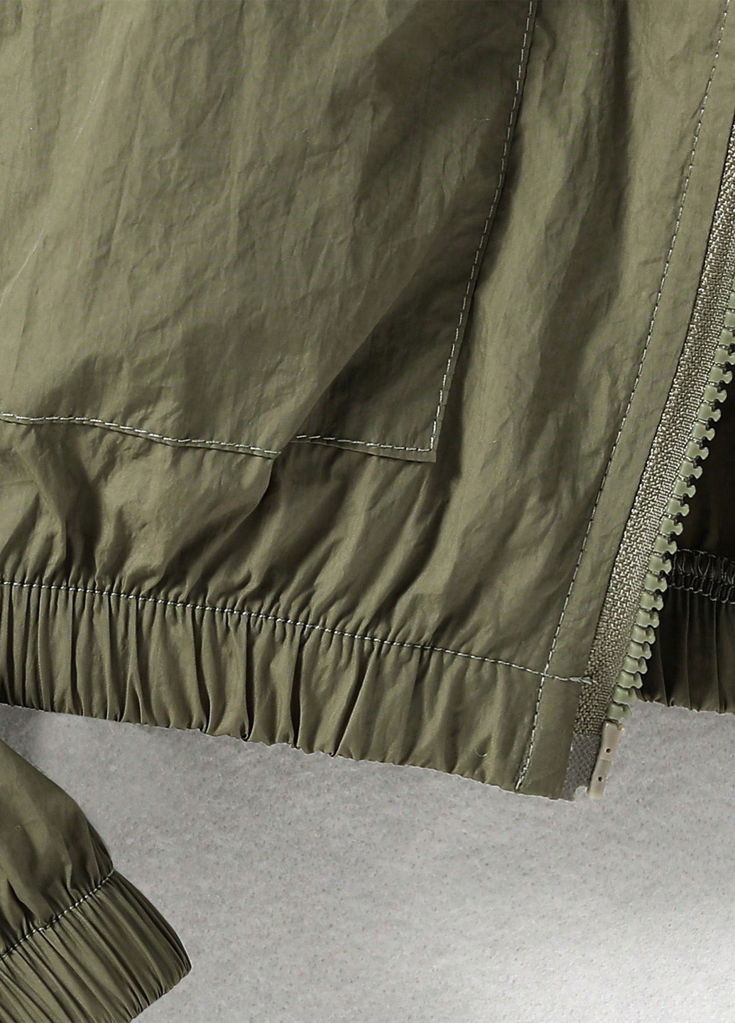 Оливкова (хакі) демісезонна куртка SHEIN