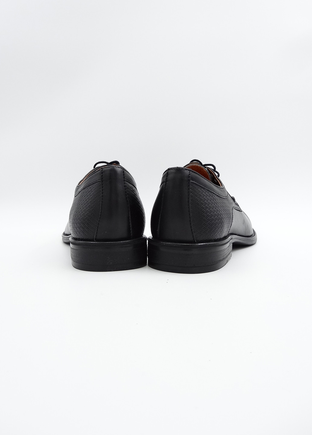 Черные классические туфли Rondo на шнурках