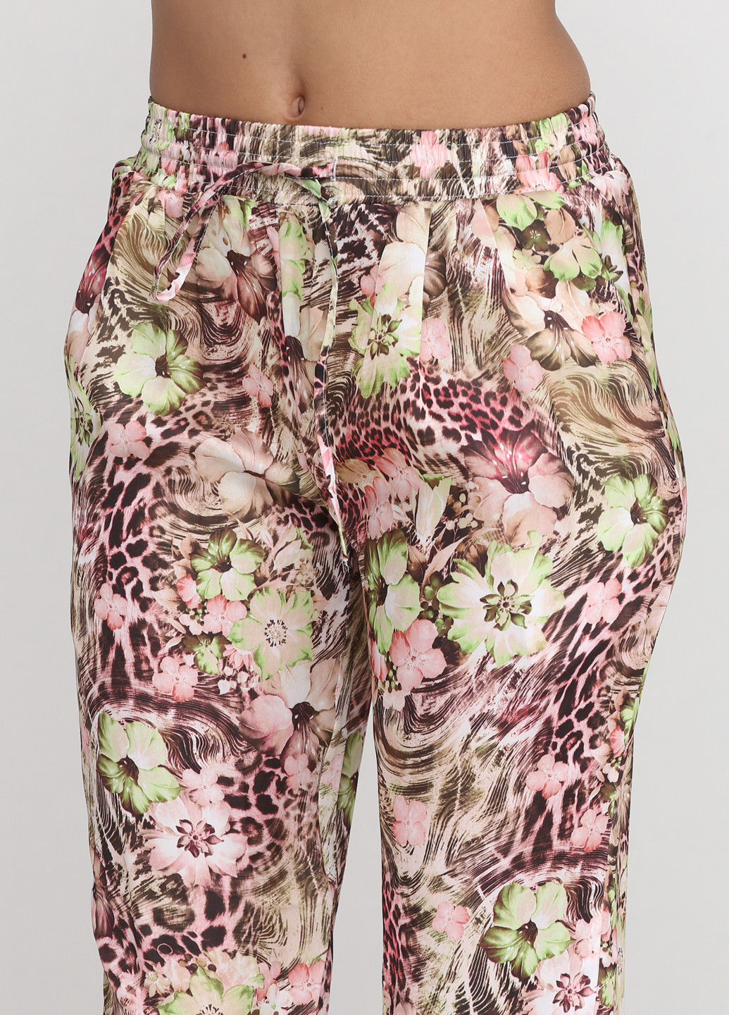 Светло-розовые кэжуал летние зауженные брюки Yamamay