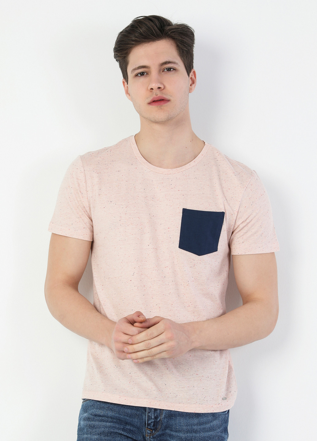 Светло-розовая футболка Colin's